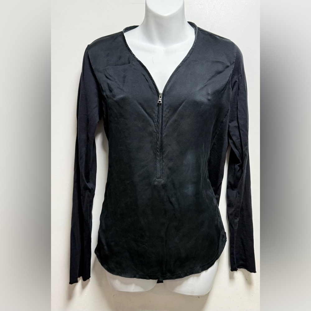 Black Long-Sleeve Zip-Front Women’s Top